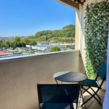 Bright With A View Of Puy Courny *